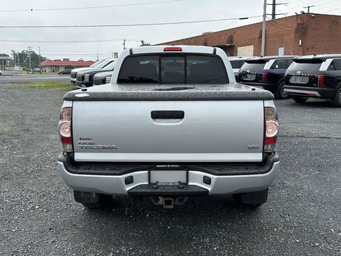 Used 2011 Toyota Tacoma 4x4 Double Cab w/ TRD Sport Pkg image 7