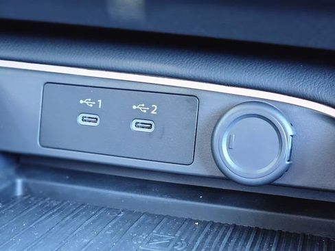 New 2026 Nissan Sentra SV w/ SV Convenience Package FWD image 24
