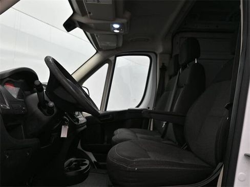 Used 2016 RAM ProMaster 2500 w/ Interior Convenience Group image 8