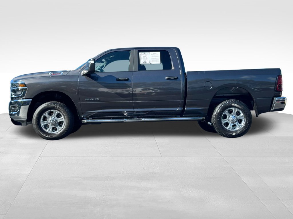 Used 2025 RAM 2500 Big Horn AWD/4WD image 4