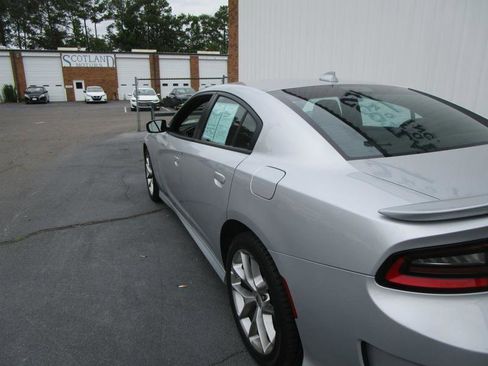 Used 2022 Dodge Charger GT RWD image 8