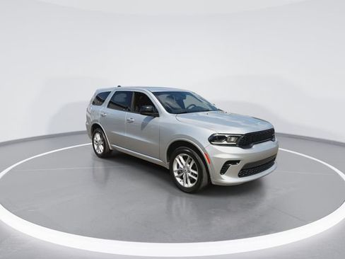 Used 2025 Dodge Durango GT AWD/4WD image 2