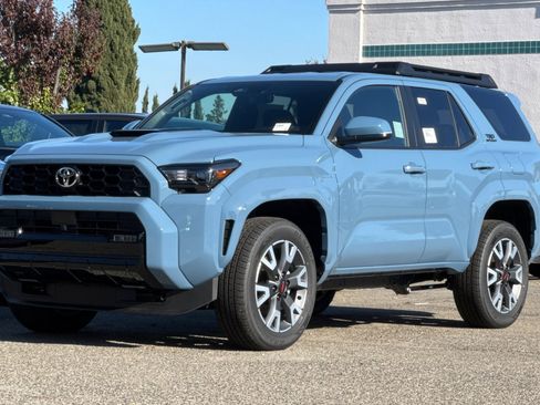 New 2025 Toyota 4Runner TRD Sport image 2