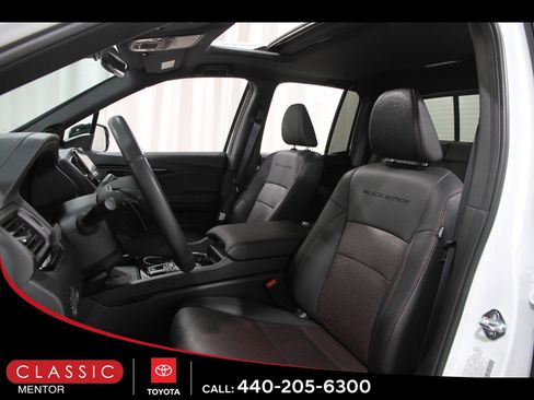Used 2024 Honda Ridgeline Black Edition image 5