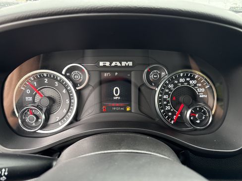 Used 2025 RAM 1500 Big Horn AWD/4WD image 20