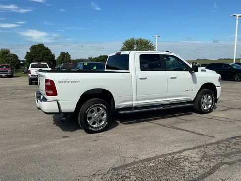 Used 2024 RAM 2500 Big Horn w/ Sport Appearance Package AWD/4WD image 8