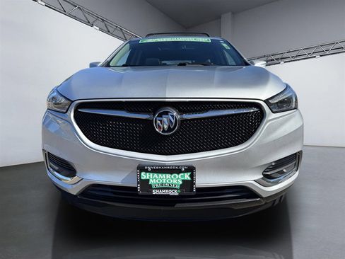 Used 2021 Buick Enclave Essence w/ Sport Touring Edition image 9