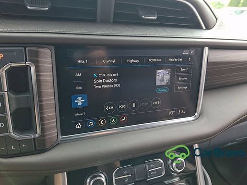 Used 2021 GMC Yukon Denali AWD/4WD image 18
