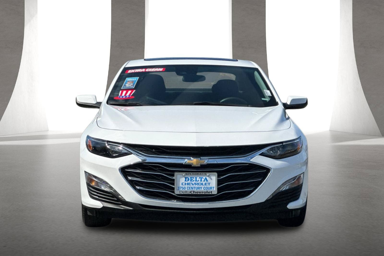 Used 2024 Chevrolet Malibu LT FWD image 9