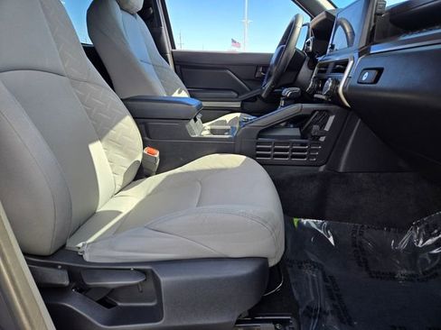 Certified 2025 Toyota Tacoma SR5 image 15