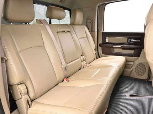 Used 2013 RAM 2500 Laramie w/ Convenience Group image 33