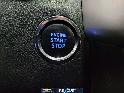 Used 2016 Toyota Highlander XLE image 29