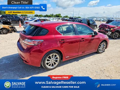 Used 2013 Lexus CT 200h w/ Premium Pkg w/Navigation FWD image 4