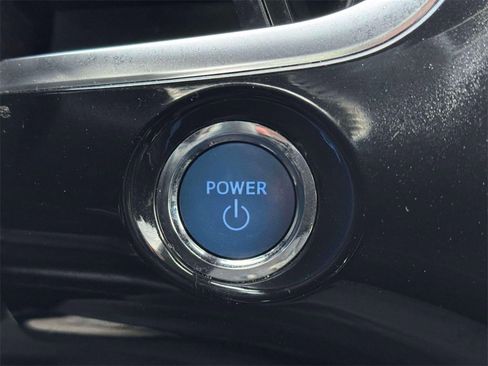 Used 2022 Toyota Prius Prime LE image 27