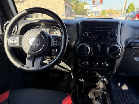 Used 2013 Jeep Wrangler Sport image 21