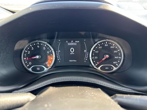 Used 2018 Jeep Renegade Altitude image 14