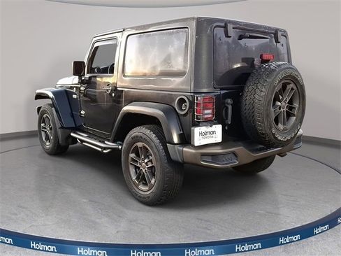 Used 2016 Jeep Wrangler Sahara image 7
