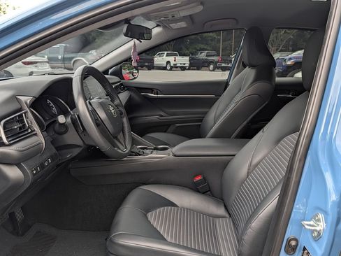 Used 2024 Toyota Camry SE FWD image 10