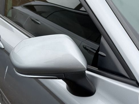 Used 2025 Toyota Camry LE image 7