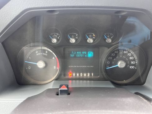Used 2012 Ford F550 4x4 Regular Cab Super Duty w/ Payload Upgrade Pkg image 12