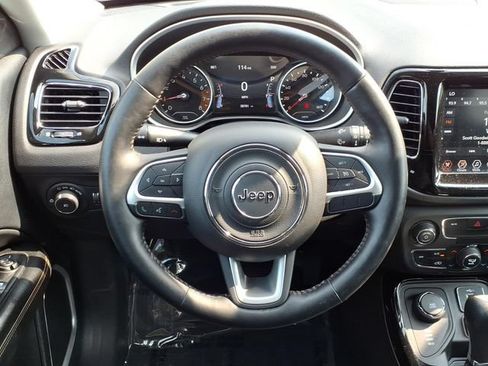 Used 2019 Jeep Compass Limited AWD/4WD image 13