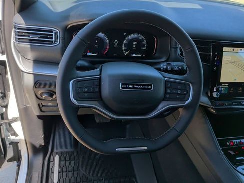 New 2026 Jeep Grand Wagoneer L Limited AWD/4WD image 18