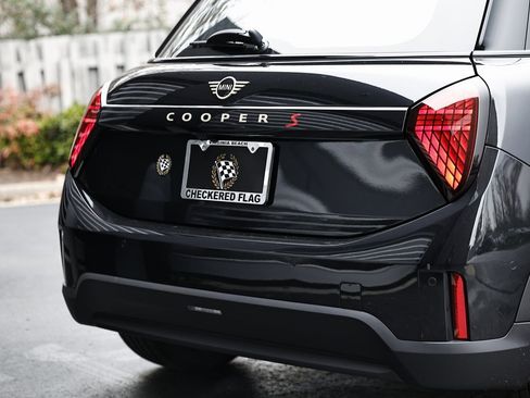 New 2026 MINI Cooper S image 9