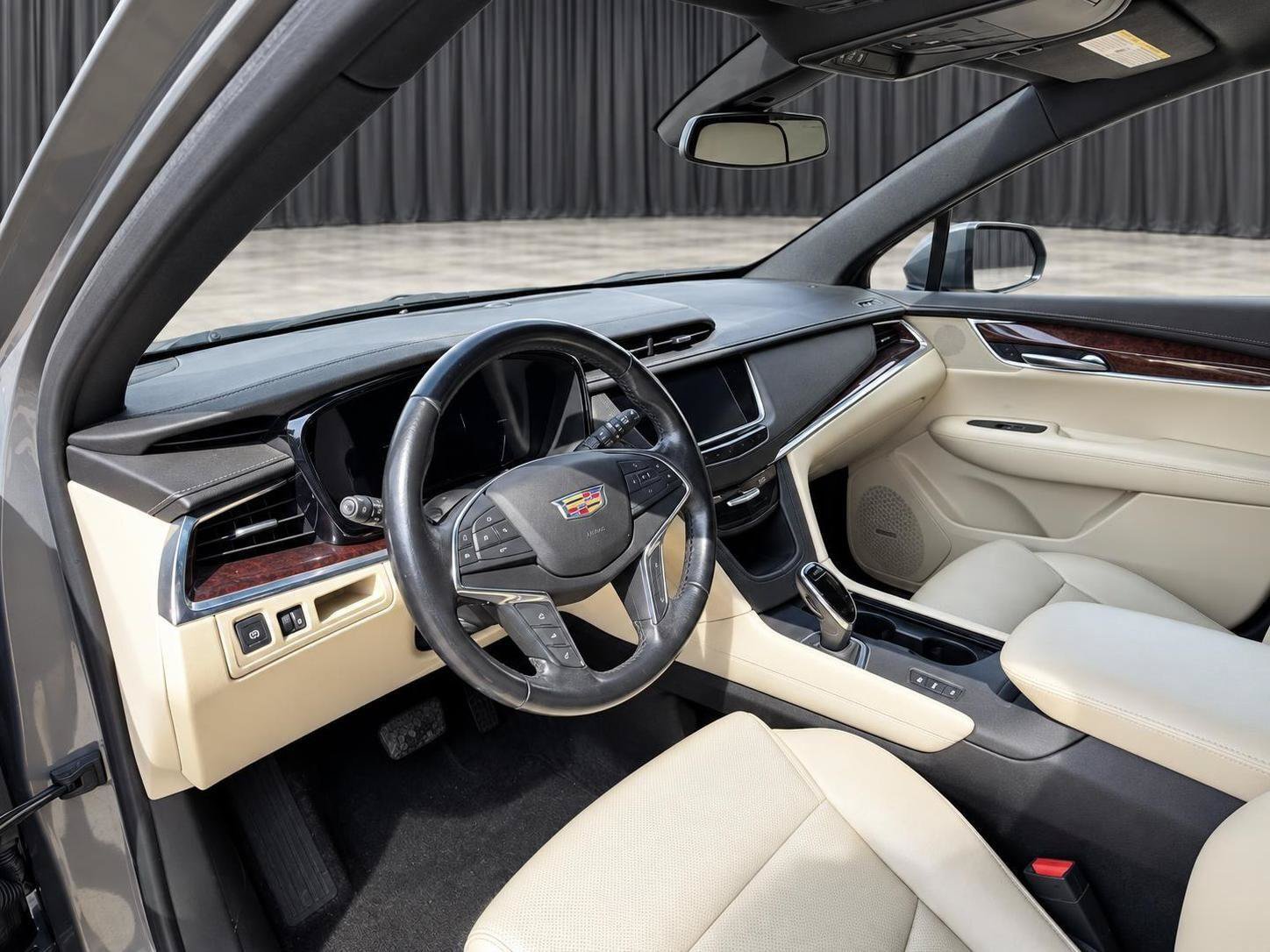 Used 2019 Cadillac XT5 Luxury AWD/4WD image 13