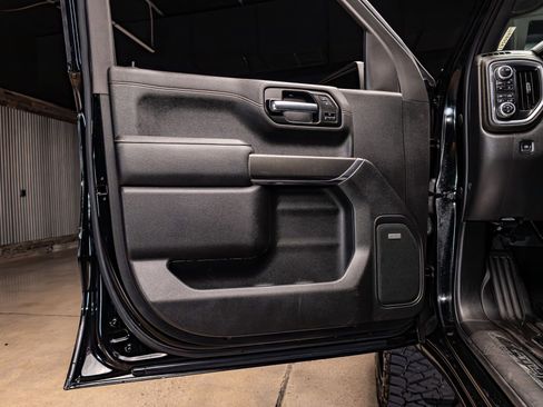 Used 2022 GMC Sierra 1500 AT4 w/ AT4 Premium Package image 28