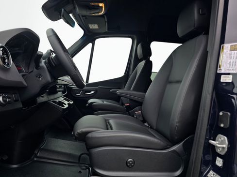 New 2026 Mercedes-Benz Sprinter 2500 image 36