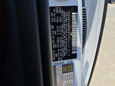 New 2027 Kia Telluride SX FWD image 32