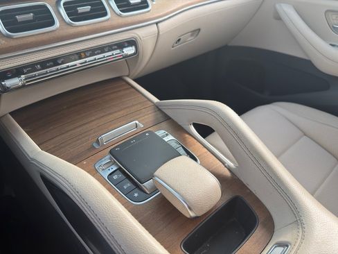 Used 2020 Mercedes-Benz GLE 350 4MATIC image 23