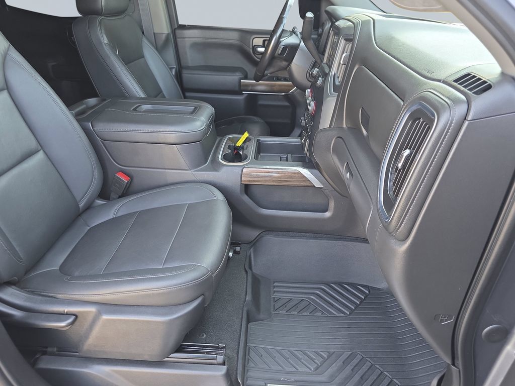 Used 2021 Chevrolet Silverado 1500 RST AWD/4WD image 32