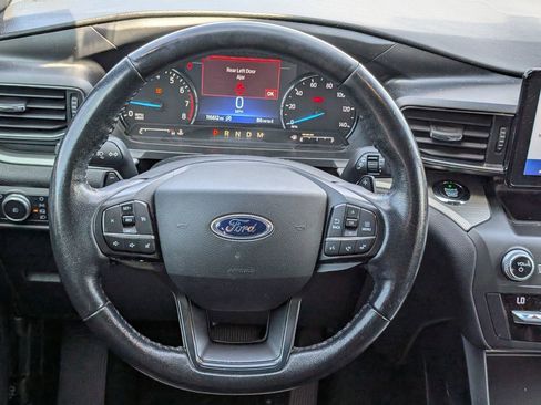 Used 2020 Ford Explorer XLT w/ Equipment Group 202A image 15