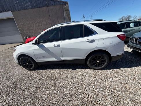 Used 2019 Chevrolet Equinox LT FWD image 16