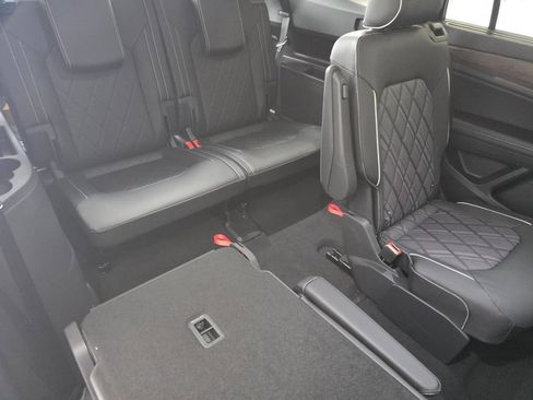 New 2026 Volkswagen Atlas SEL Premium R-Line image 13