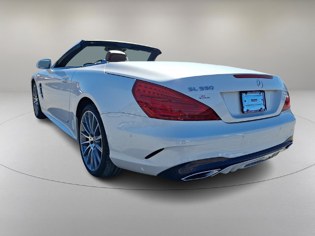 Used 2019 Mercedes-Benz SL 550 image 4