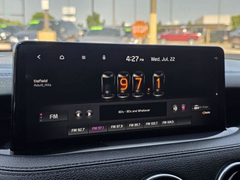 Used 2022 Kia Stinger GT-Line w/ Sun & Sound Package RWD image 22