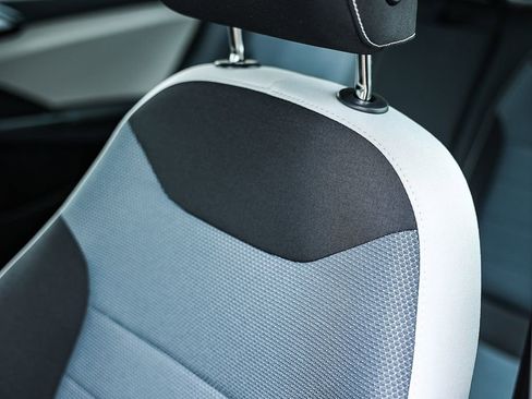 New 2026 Volkswagen Taos S image 36