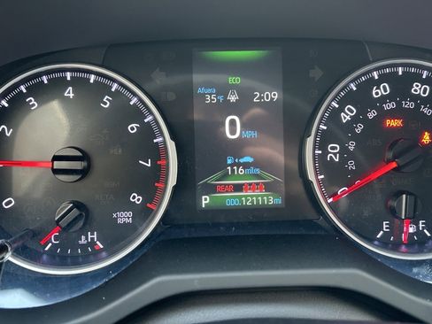 Used 2019 Toyota RAV4 LE image 15