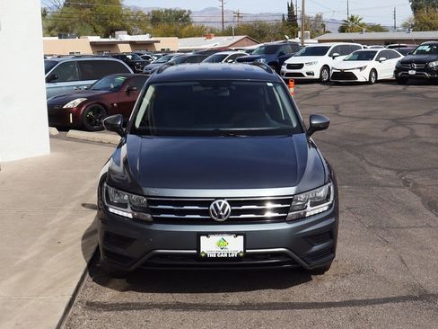 Used 2021 Volkswagen Tiguan SE image 15