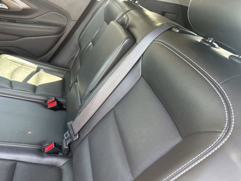 Used 2023 GMC Terrain SLT FWD image 24