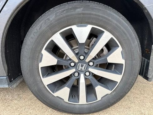 Used 2025 Honda Odyssey EX-L image 6