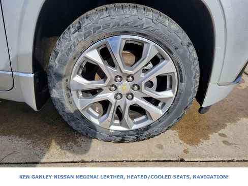 Used 2019 Chevrolet Traverse Premier image 22
