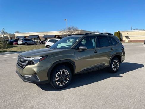 Used 2026 Subaru Forester Premium AWD/4WD image 2