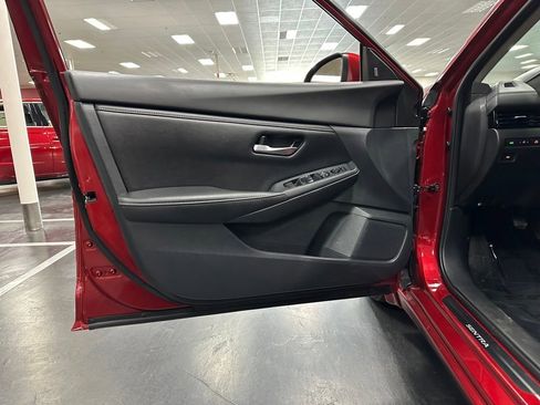 Used 2022 Nissan Sentra SV w/ All-Weather Package FWD image 13