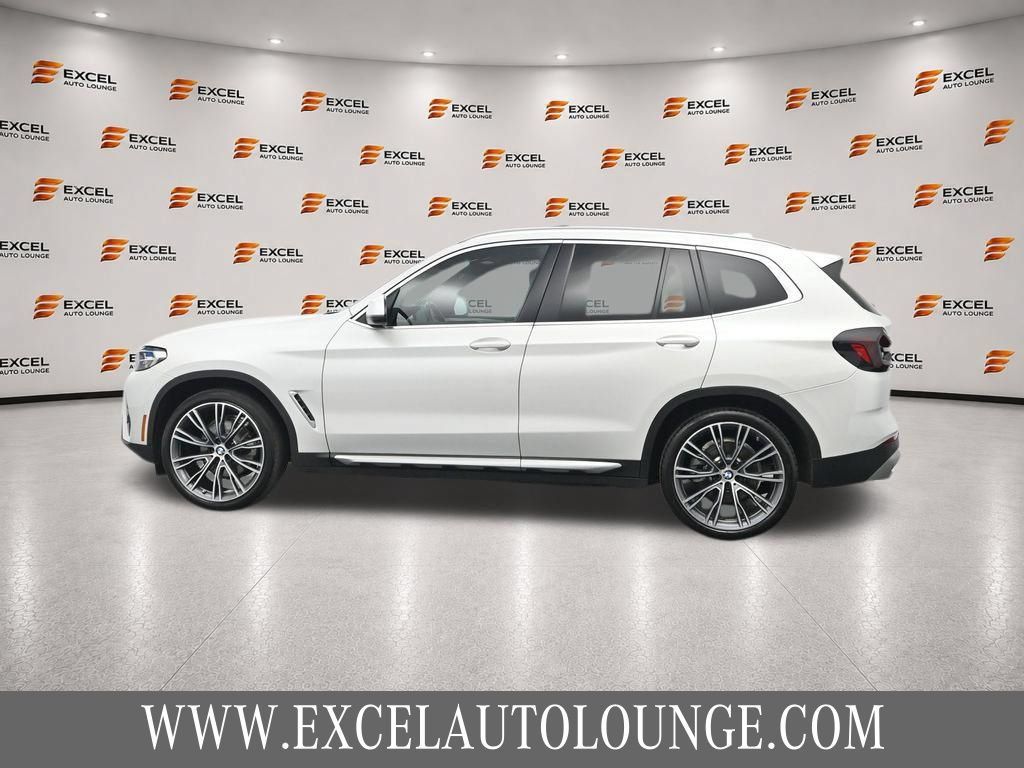 Used 2023 BMW X3 sDrive30i w/ Premium Package RWD image 2
