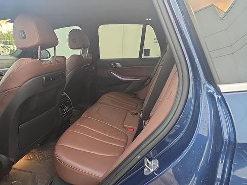 Used 2019 BMW X5 xDrive40i w/ Convenience Package image 13