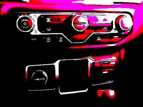 Used 2023 Jeep Wrangler Sport image 18