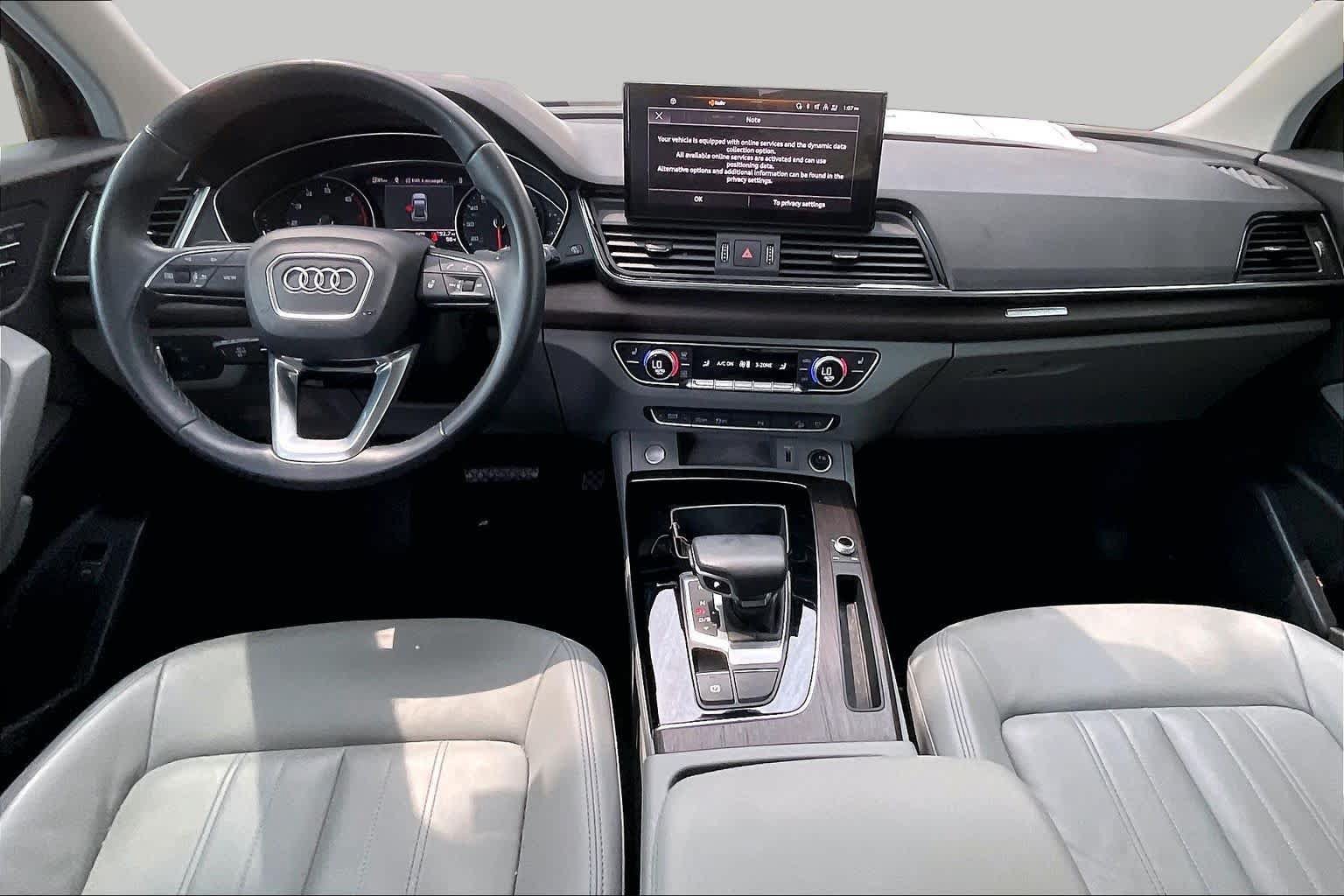 Used 2023 Audi Q5 2.0T Premium w/ Convenience Package AWD/4WD image 16